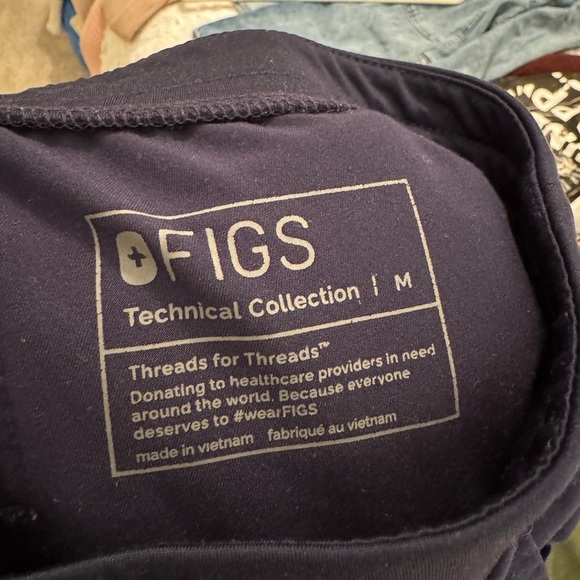 Navy blue Figs joggers - Picture 3 of 3